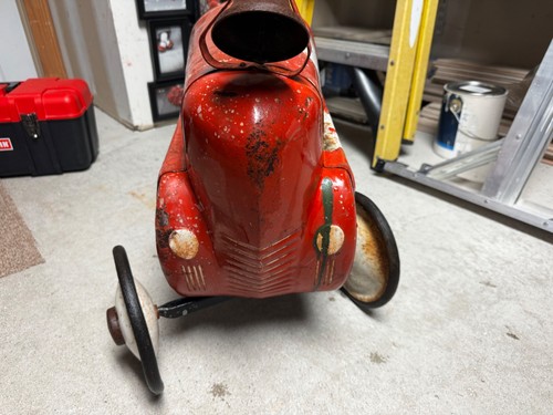 Fire chief pedal car - pedal,