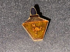 (Z12) PINS BADGE ENAMEL VINTAGE COLLECTION PARFUM YVES ROCHER 8EME JOUR