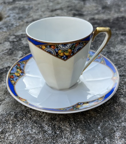 Tasse sous - tasse, sous-tasse