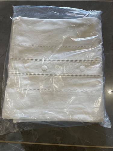 Draps anciens brodés main 