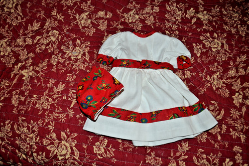 Ancienne robe porter par - par, la