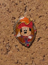 Pin Trading Mickey Pirate