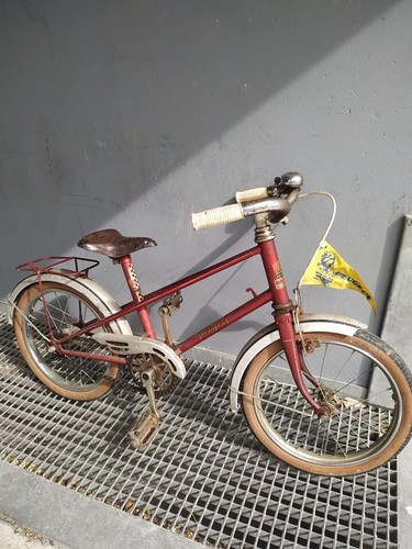 Superbe ancien vélo enfant