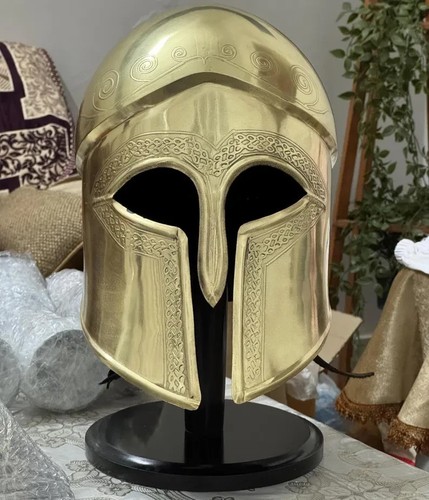 Casque grec corinthien