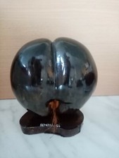 SCULPTURE EN BOIS  VERNI SUR