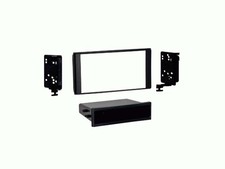 Façade d'auto 2-DIN avec vide
