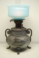 ANTIQUE AESTHETIC MOVEMENT