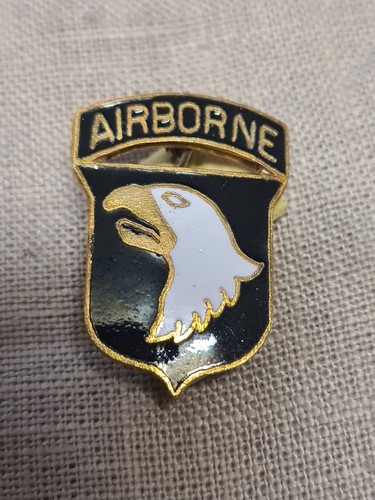 Insigne émaillé broche - insigne, ,