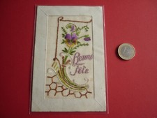 CARTE POSTALE  / TISSU BRODE " BONNE FETE "