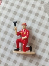 Britain , Starlux , Singapore Figurine Mécanicien 