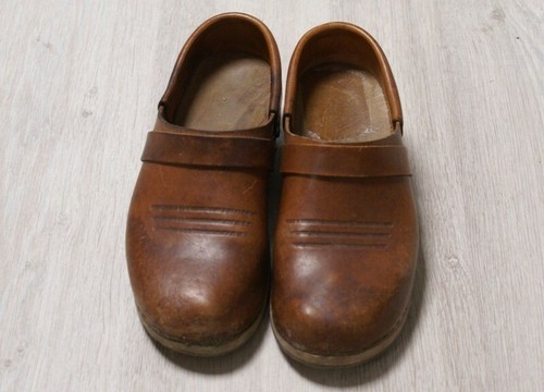Sabots anciens cuir voir - sabots,