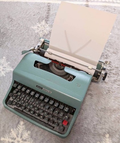 Olivetti lettera typewriter - olivetti, 32
