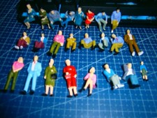 Lot figurines pour - de,