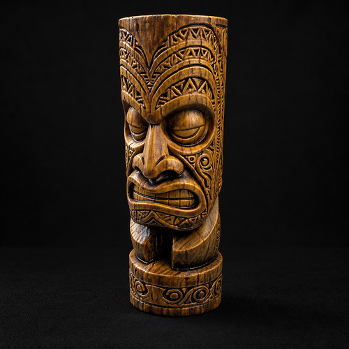 Totem tiki polynésien - tiki,