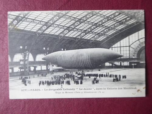 Carte postale dirigeable - postale, le