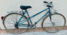 Vélo Peugeot femme / homme vintage eightie, bleu, ville et route, cadre allégé