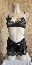 Ensemble noir soutien gorge