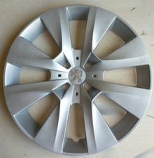 LOT DE 4 ENJOLIVEURS PEUGEOT 208 pour JANTES 15" AVEC LOGO