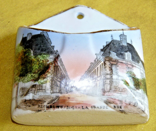 Bouquetière murale porcelaine