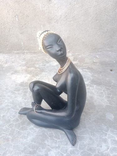 Statue vintage africaniste