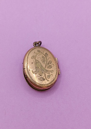 Ancien pendentif médaillon