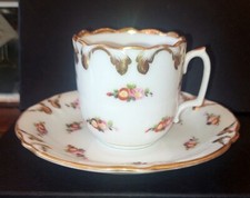 Tasse En Porcelaine De Paris 19ème Siècle Decor Peint Main