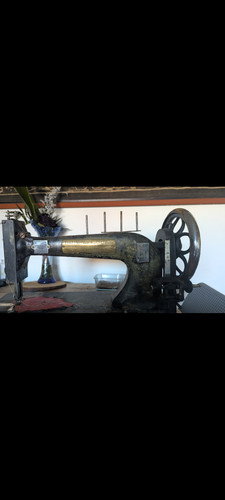 Machine coudre ancienne - machine,