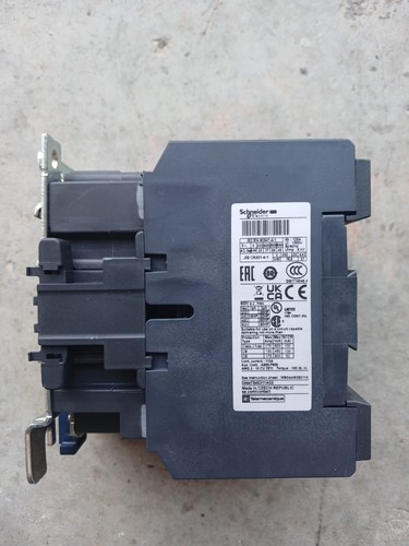 Contacteur schneider 37kw lc1 - schneider,