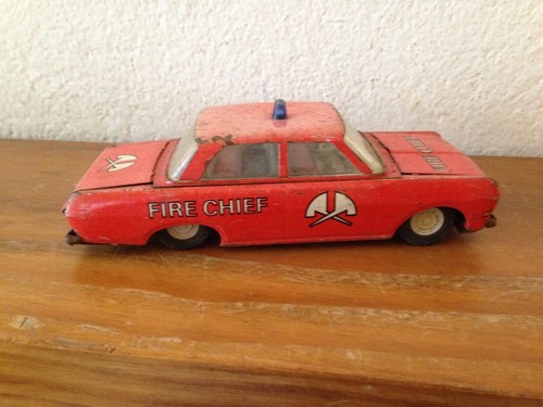 Ancienne voiture fire chief