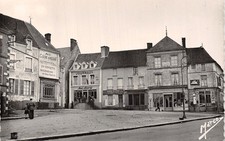 61 REMALARD PLACE GENERAL DE GAULLE