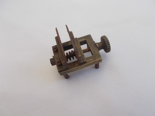 Outil ancien horloger - outil,
