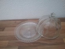 cloche a fromage en verre pressé 
