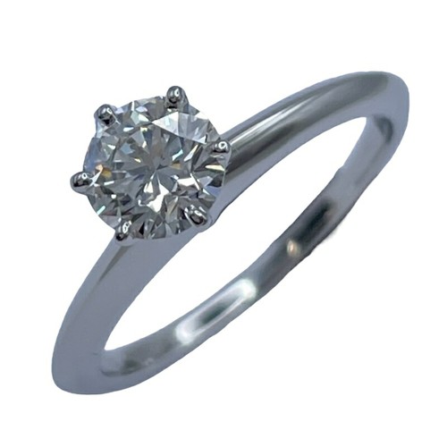 Bague solitaire classique