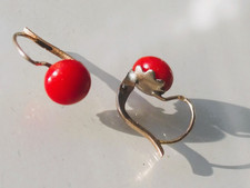 BELLES BOUCLES D'OREILLES