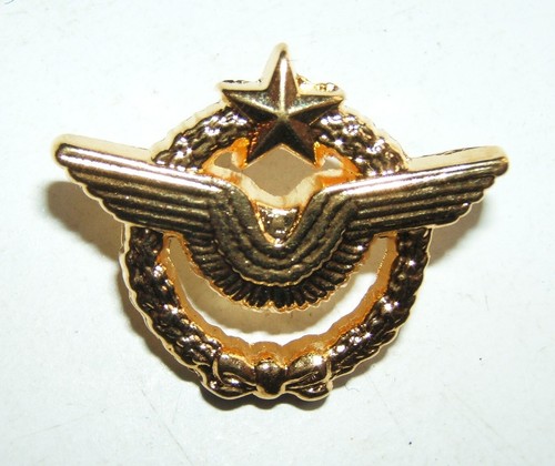 Insigne type pins réduction - type,