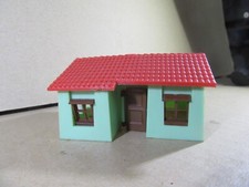 207U Vintage DBGM 2 Jouet Plastique Western Germany maison Vert L 7 cm Ho 1:87