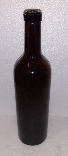 Ancienne bouteille vin en - a,