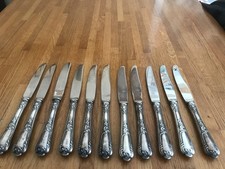 Couteaux metal argente - 11,