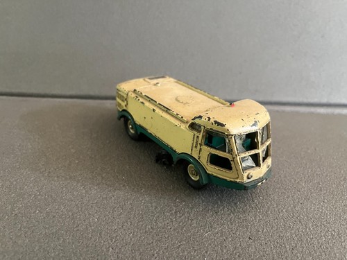 Ancienne miniature voiture - ancienne,
