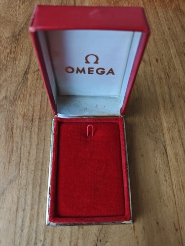 Rare box omega gousset circa - box,