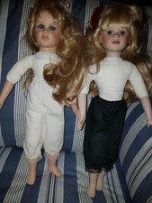 Lot de 2 POUPÉE doll pleine de beauté   bisque   alberon et autre  an  1990