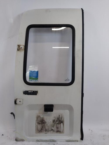 Porte coffre gauche - de,