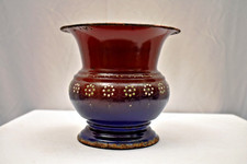 Vase En Émail Antique À Motif Floral Rouge Et Bleu Avec Design À Pois