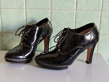 Derbies talon haut noires - à,