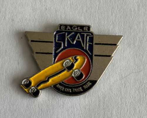 Pin s skateboard - pin's,