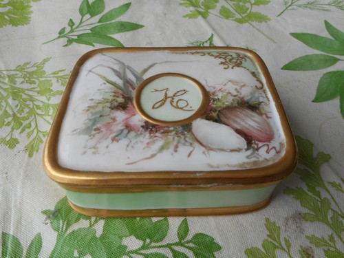 Antique limoges jewelry box - jewelry,