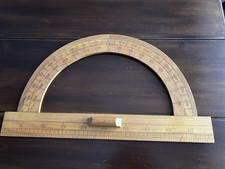 Grand rapporteur d'école en