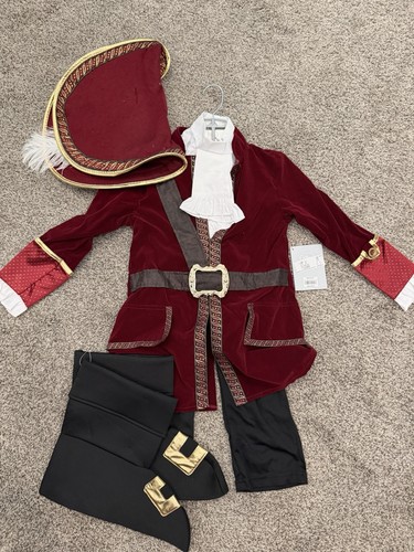 Disney store captain - store,