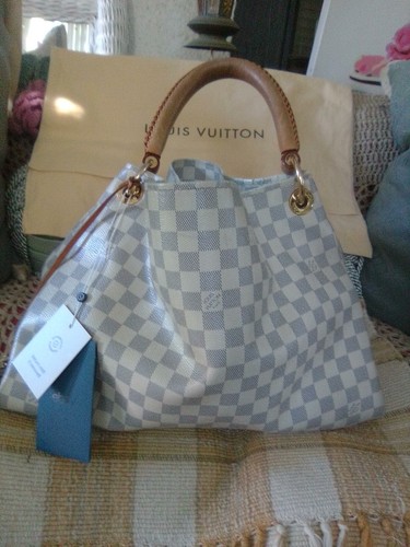 Authentic louis vuitton damier - authentic,