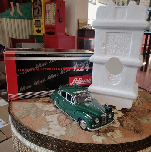 Schuco bmw 502 police - -,